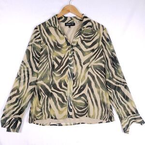 Jones New York Zebra Print Button-Up Blouse Women Size 6 Green Beige Safari Chic